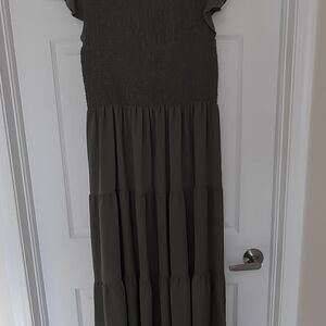 Elegant Olive Green Maxi Dress